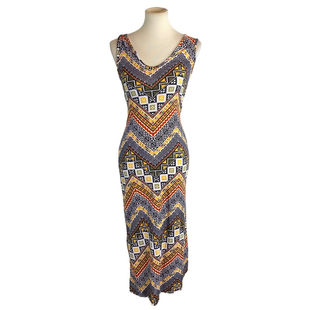 Woman’s Blue Star Aztec print sleeveless dress size L